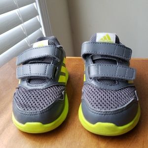 Adidas Altarun toddler boys size 6